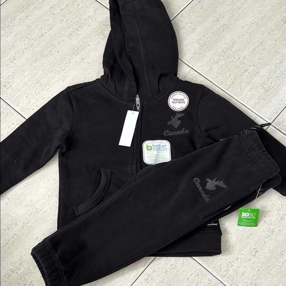 NWT Canada Black Hoodie and Jogger Set size 3T